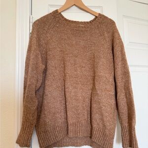 Old Navy Women's Heathered Camel Crewneck Sweater
